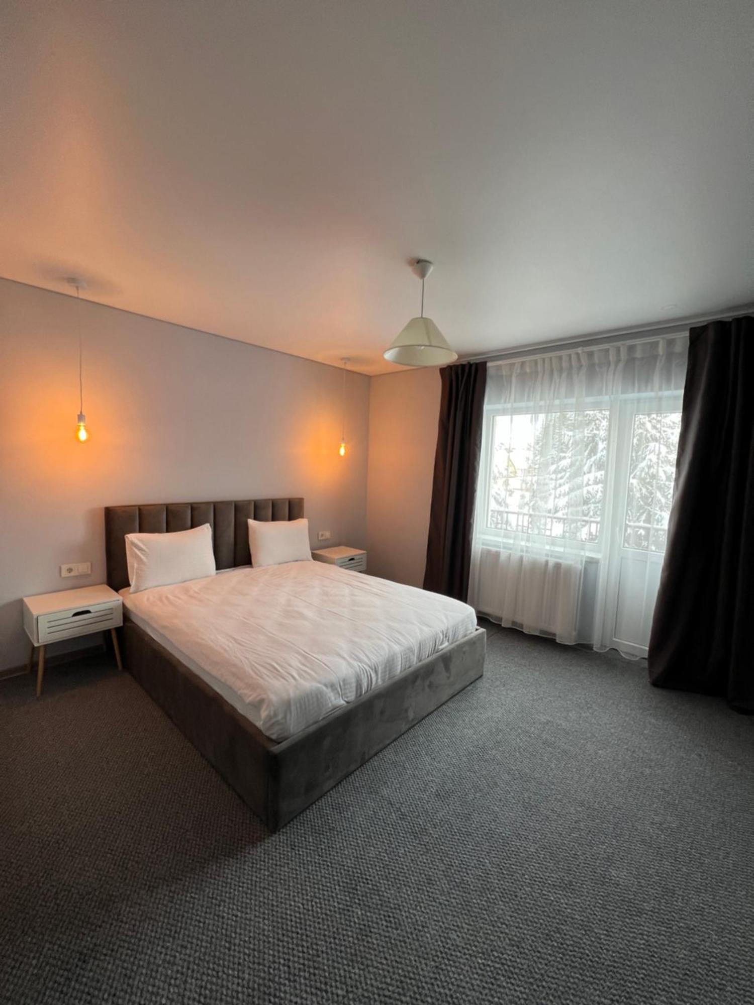 Imperial Hotel 布克维 外观 照片